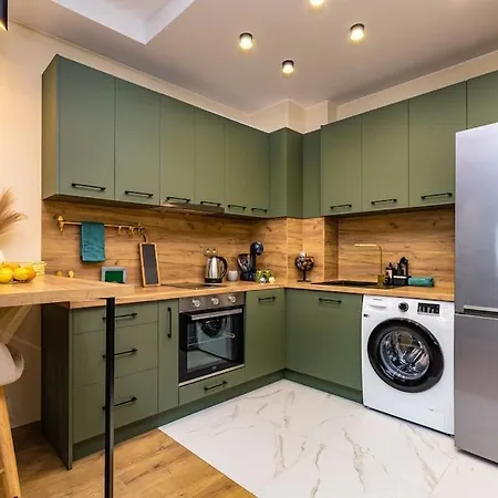 Hills Close To Medical Apartment *