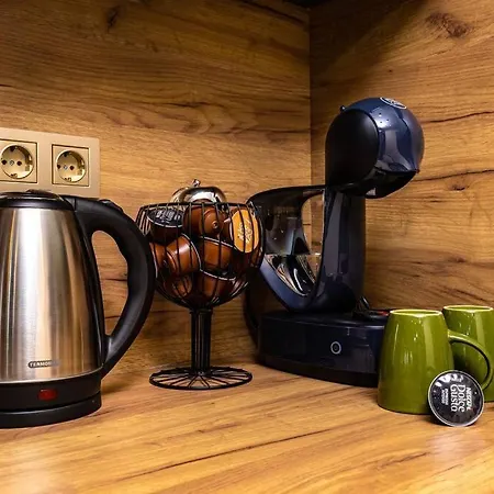 Apartment Hills Close To Medical